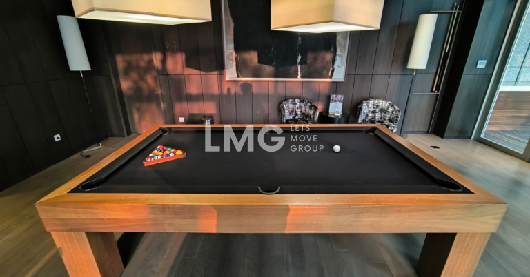 img verde two games room